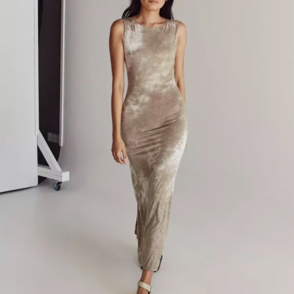 NEW DISSH Sawyer Tie-Dye Midi/Maxi Dress - Light Casper Moss - Picture 2 of 10
